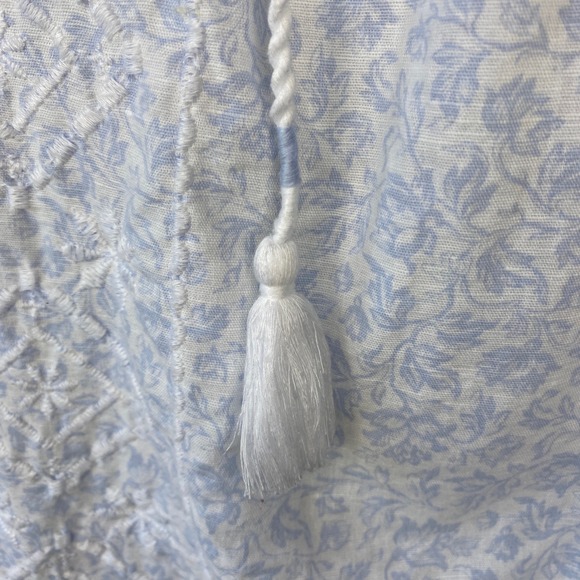 Joie Blue Floral Embroidered Linen Blend Tassel Peasant Blouse Womens Medium - Picture 5 of 15